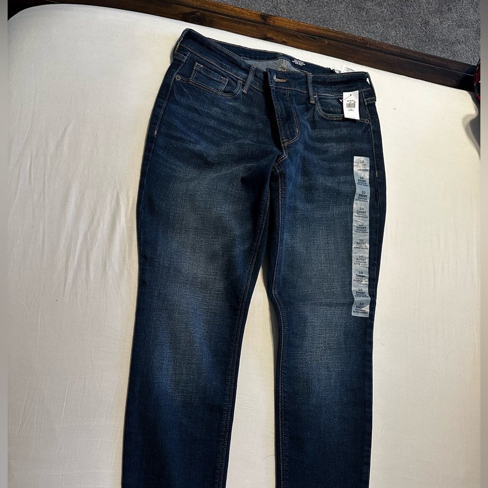 Brand new Old Navy Rockstar super skinny jeans